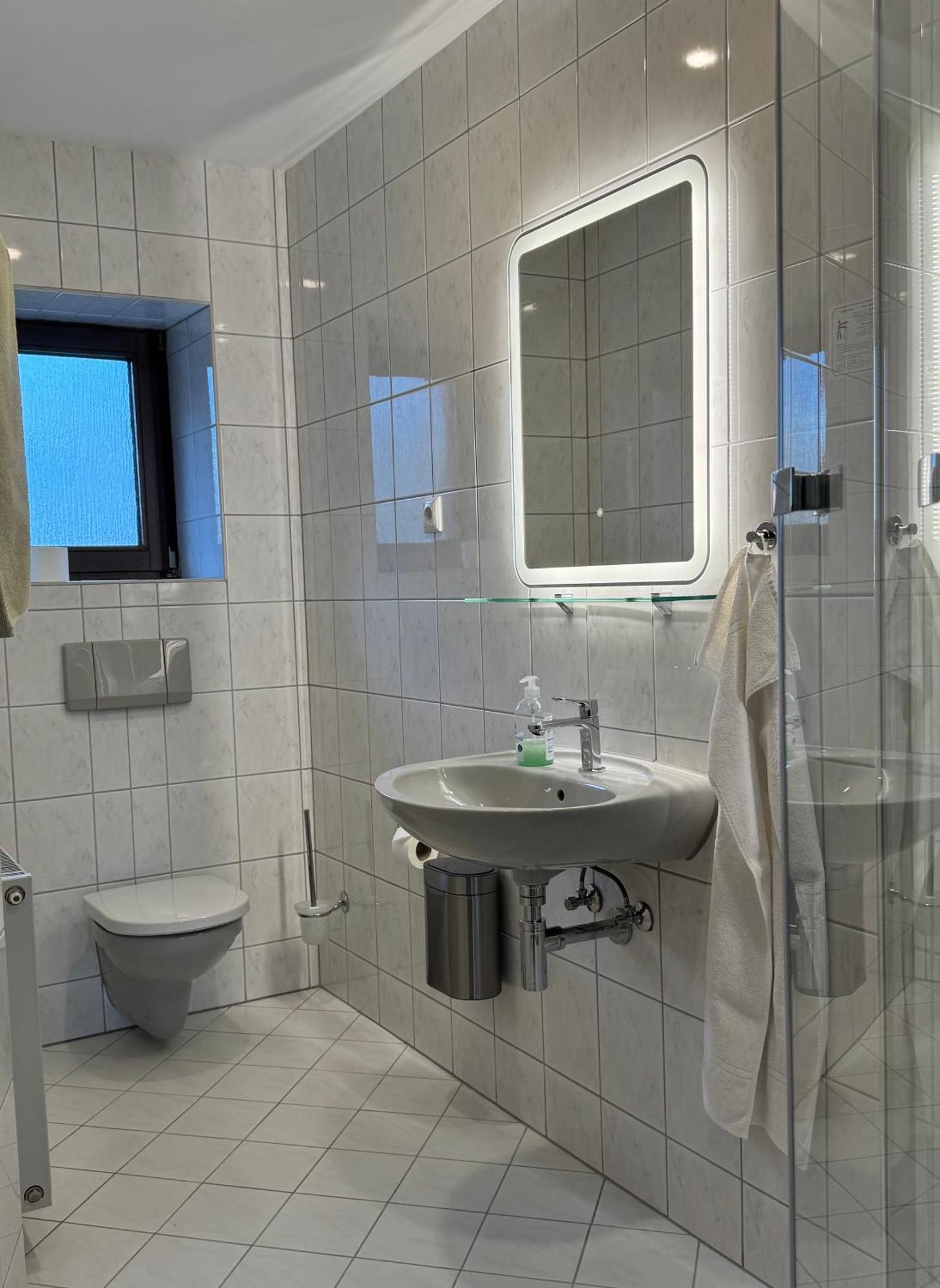 Landgasthof & Hotel Waldeck Treuen Luaran gambar
