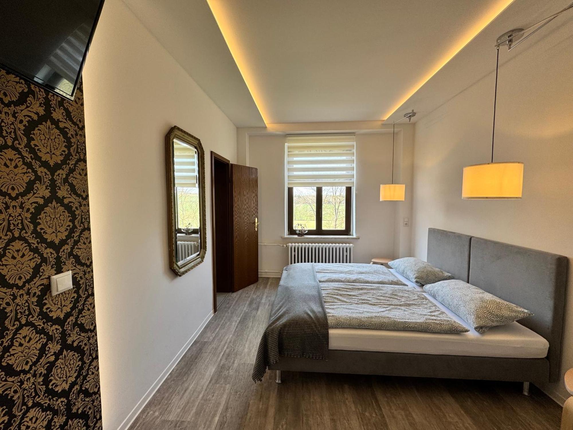 Landgasthof & Hotel Waldeck Treuen Luaran gambar